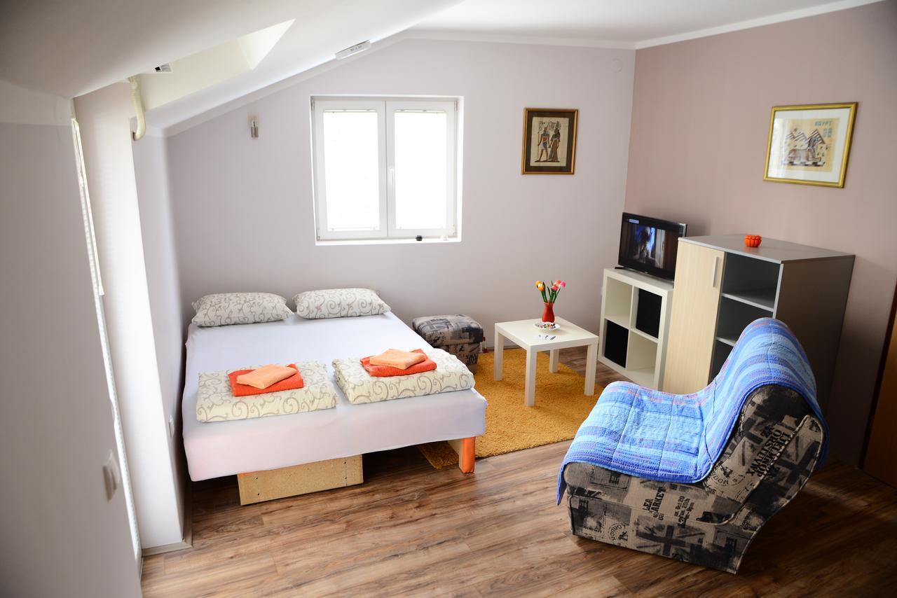 Athos Apartments Nis Exterior photo