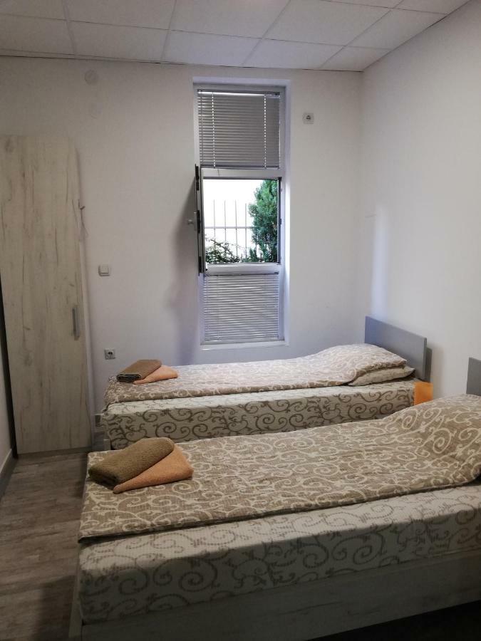 Athos Apartments Nis Exterior photo